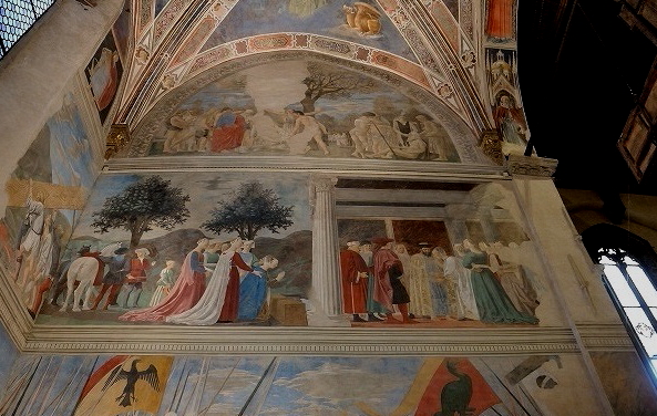 Piero della Francescaの壁画の右手の全体
