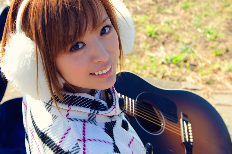 美麗グラビア × 並木優　寒さとギターと可愛い笑顔との画像
