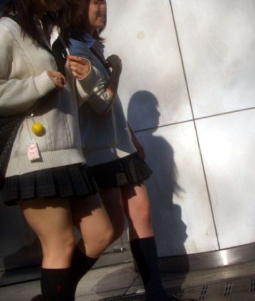 ムチムチ女子高生の街撮り盗撮画像まとめ 39枚 No.17